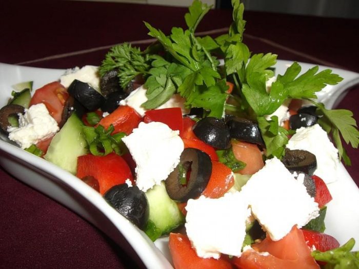 Греческий салат. Рецепт №3