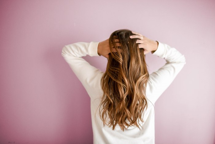 Глицерин для волос: его косметические свойства, действие, польза и вред