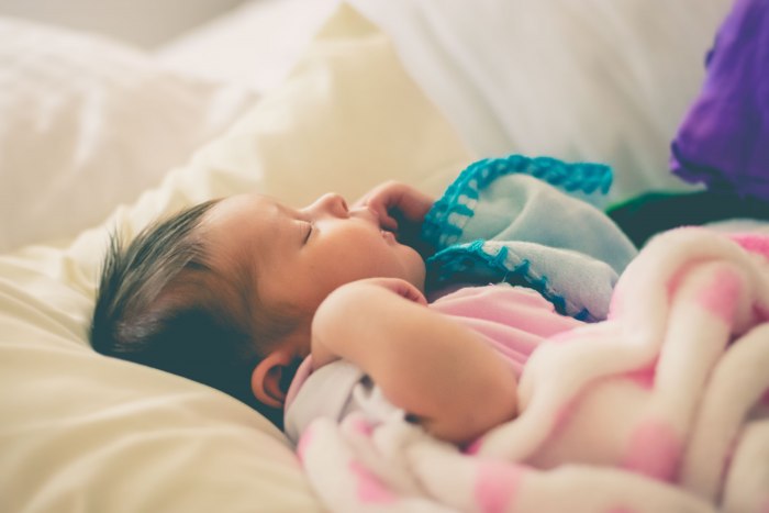 Укладываем ребенка спать днем: легко, быстро и без слез