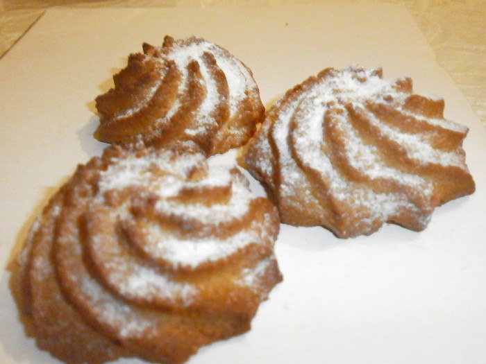 Рецепт песочного печенья на маргарине с вареньем