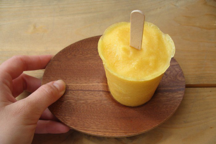 Как в домашних условиях сделать фруктовое йогуртовое мороженое с ананасом?