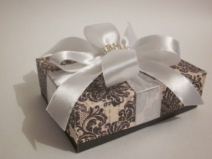 Коробка для подарка своими руками из бумаги - 2